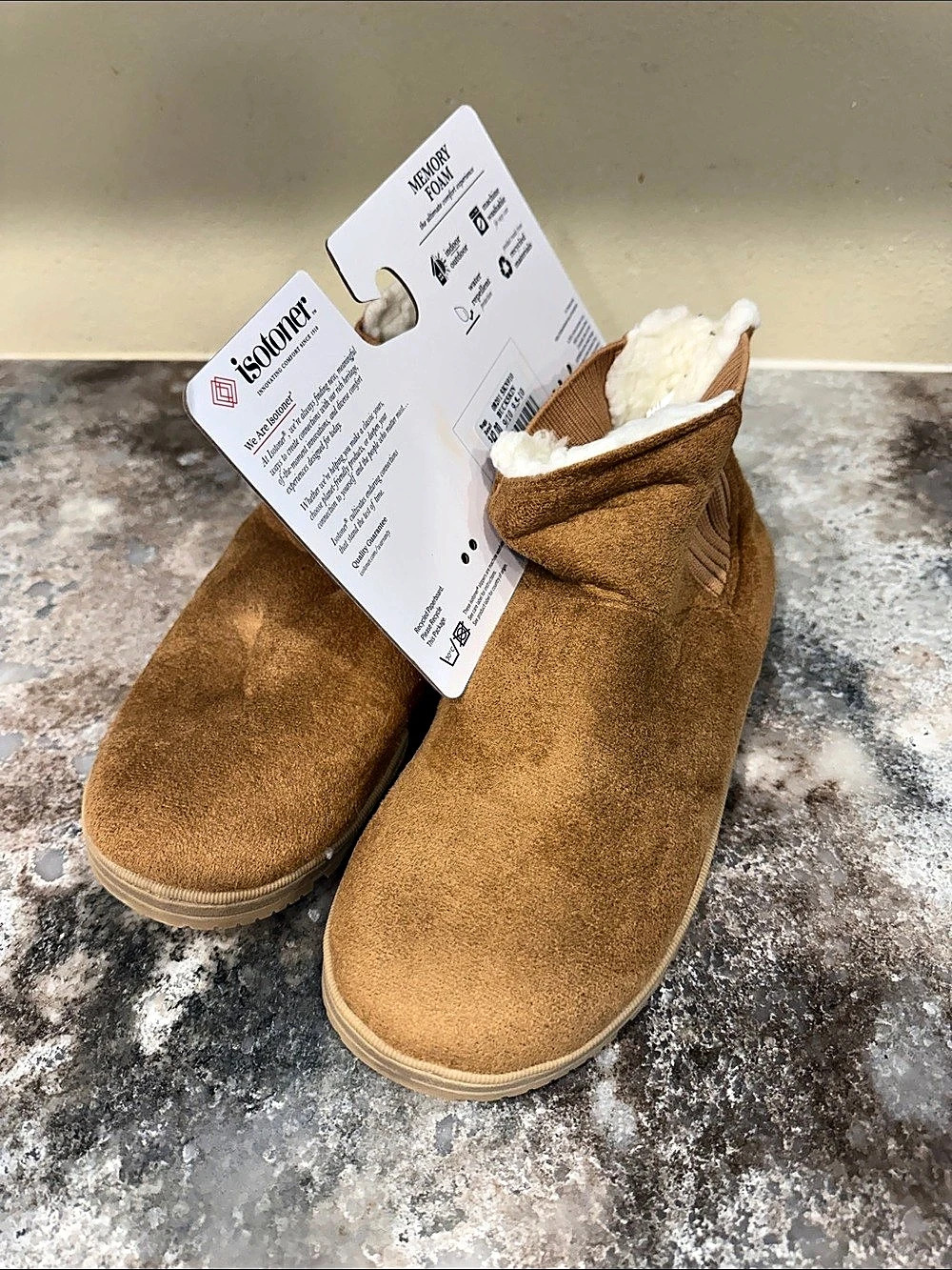 isotoner Microterry Chelsea Bootie Slipper Brown US 9-10